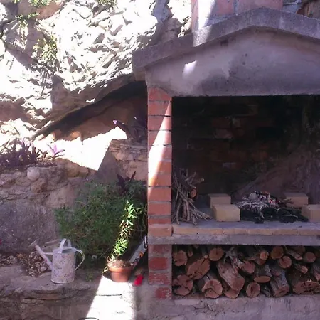 Holiday home Charmantes Steinhaus Mit Pool Und Panoramablick Bobovisca
