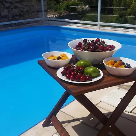 Holiday home Charmantes Steinhaus Mit Pool Und Panoramablick Bobovisca