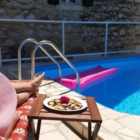 Holiday home Charmantes Steinhaus Mit Pool Und Panoramablick *